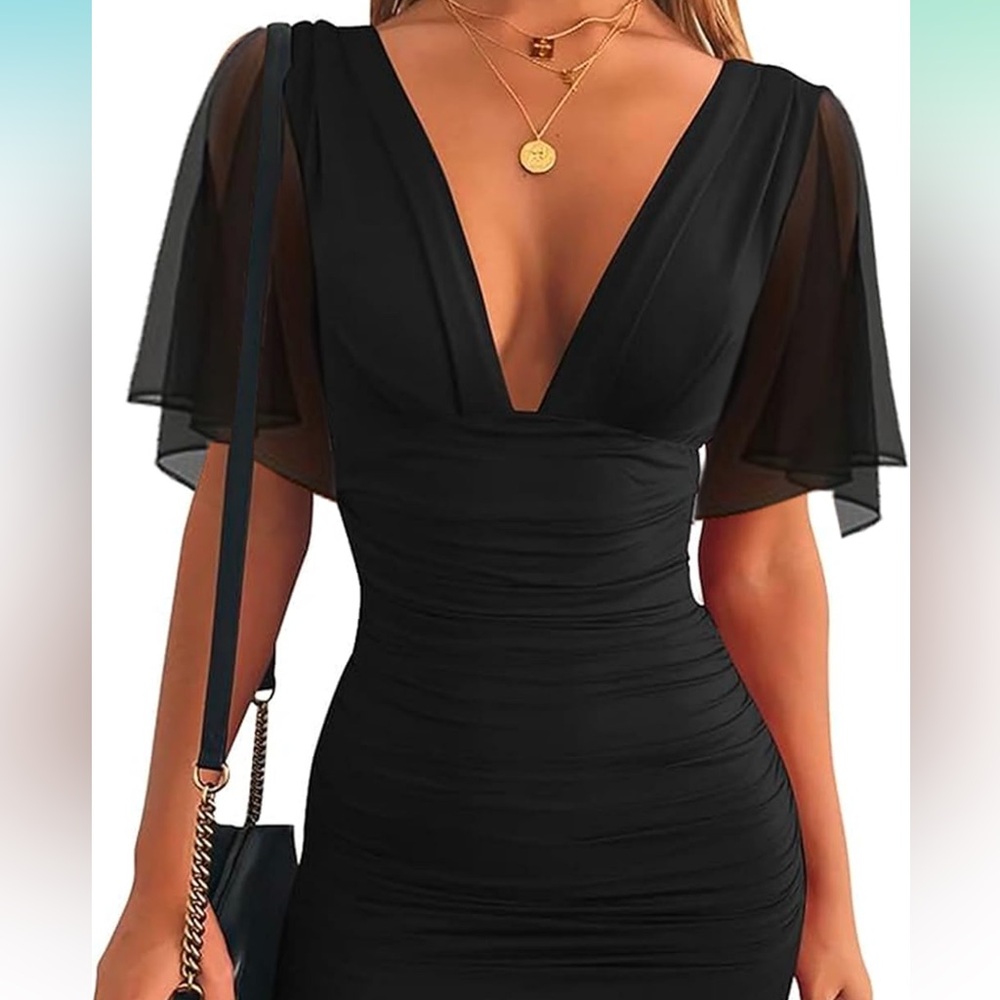 black bodycon dress